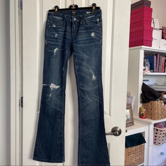 A noname Jean Joelle Boot Cut Jeans Frayed destroyed Faded Denim Size 6 Like New - Picture 2 of 9